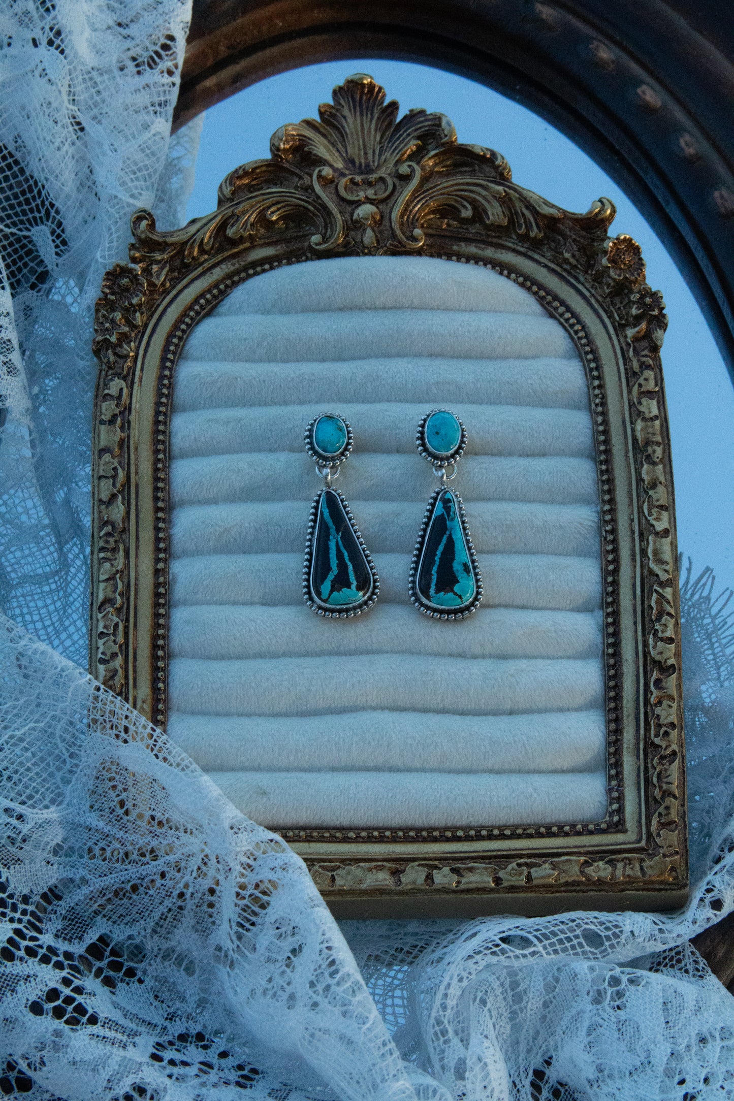 Blackjack and whitewater dangles