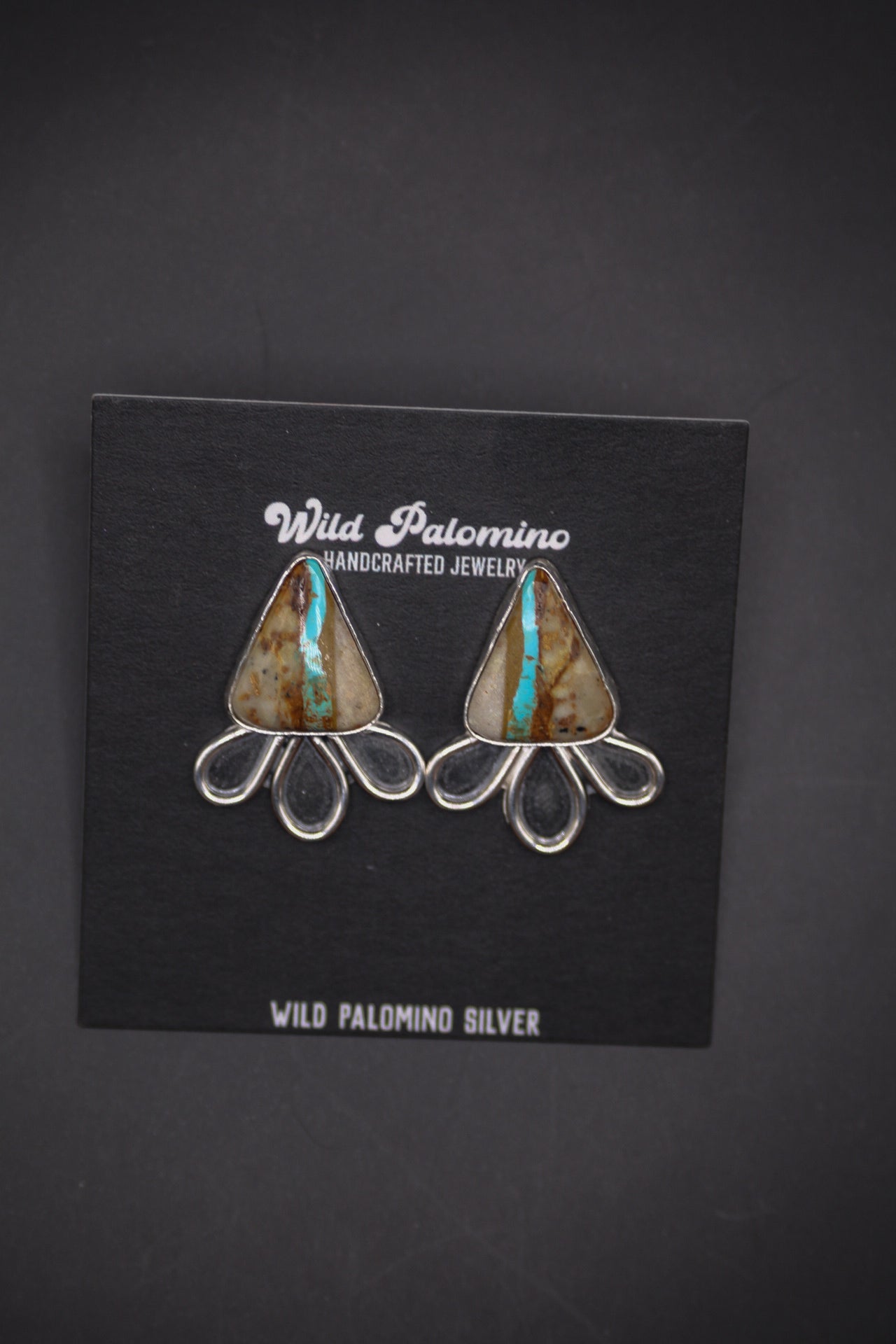 Royston ribbon studs