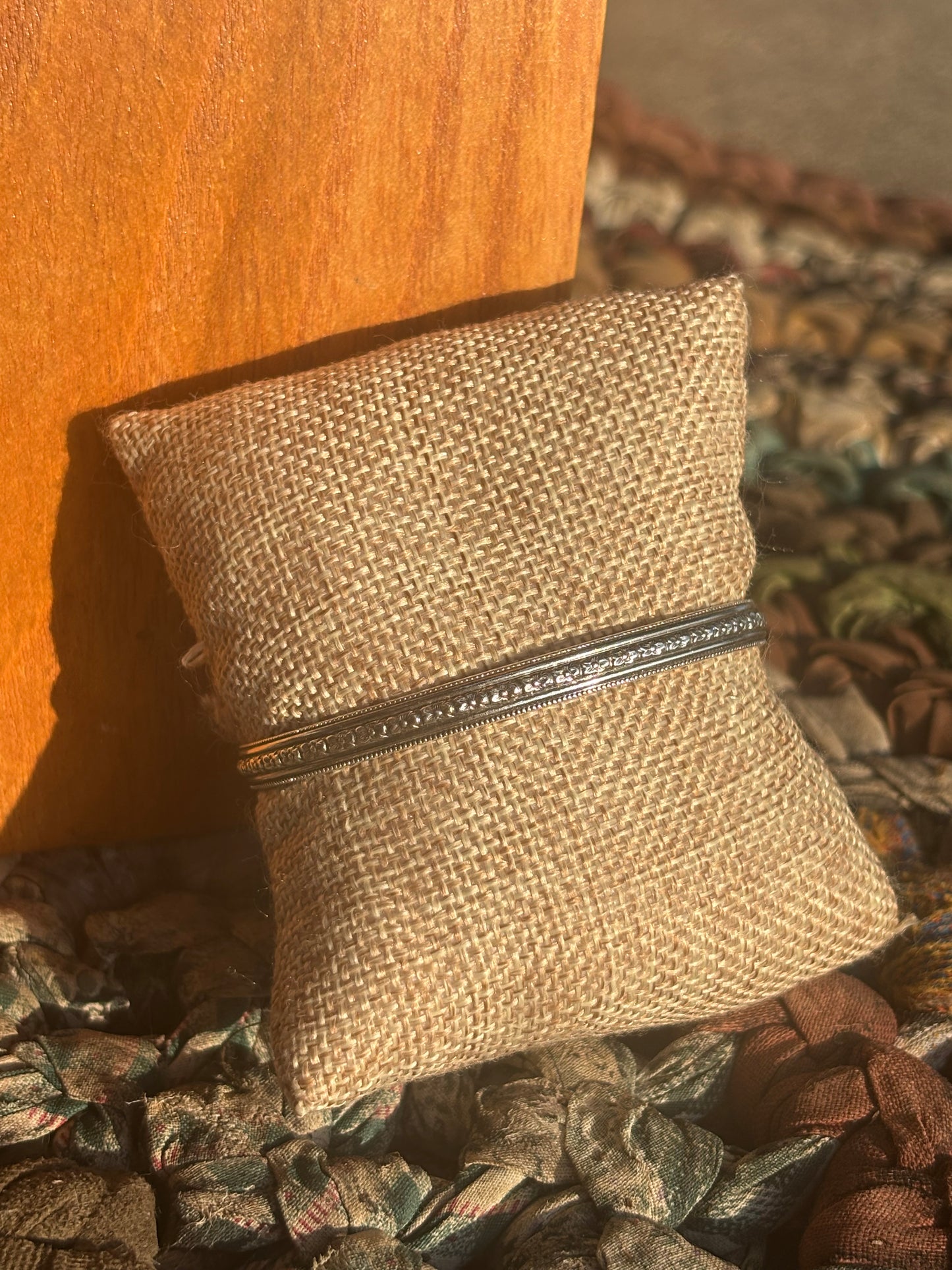 Whitewater Cluster Cuff