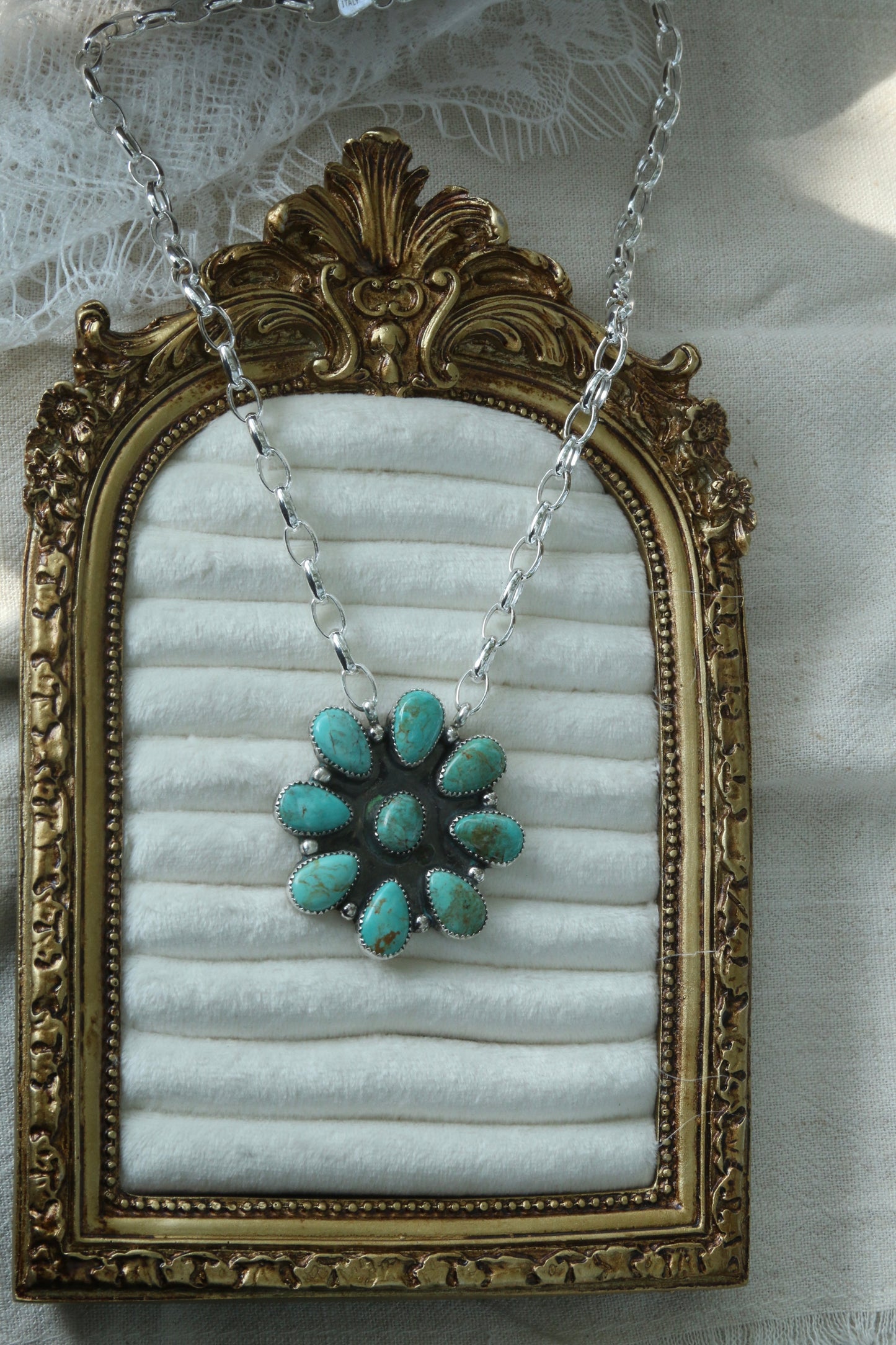 Cluster necklace on chunky 16” chain