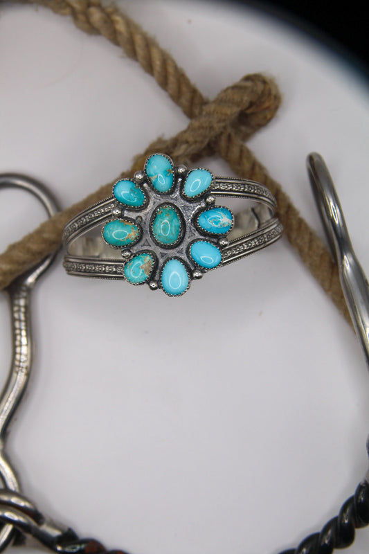 Sierra Bella cluster cuff