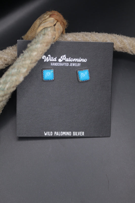 Kingman square studs